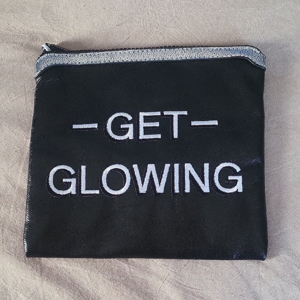 Black and Silver Grooming Pouch